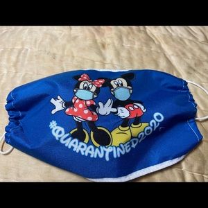 Mickey and Minnie quarantined in 2020 Mask